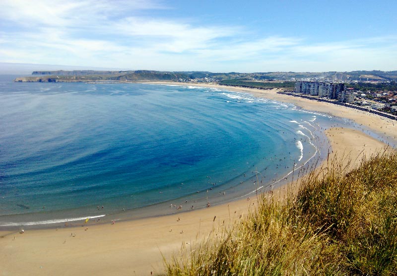 Playa de Salinas desde Las Caldas - Mejores Playas de Asturias